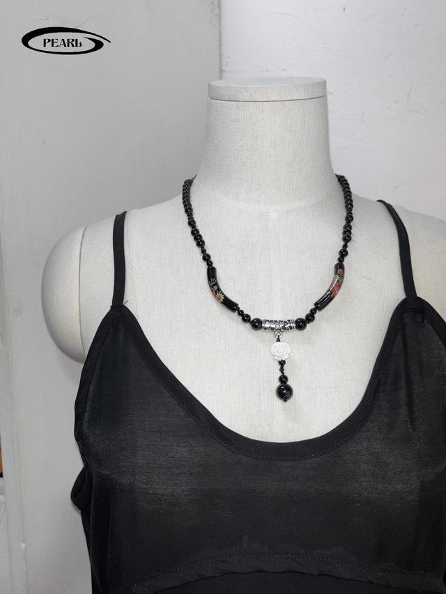 Rosemo Necklace