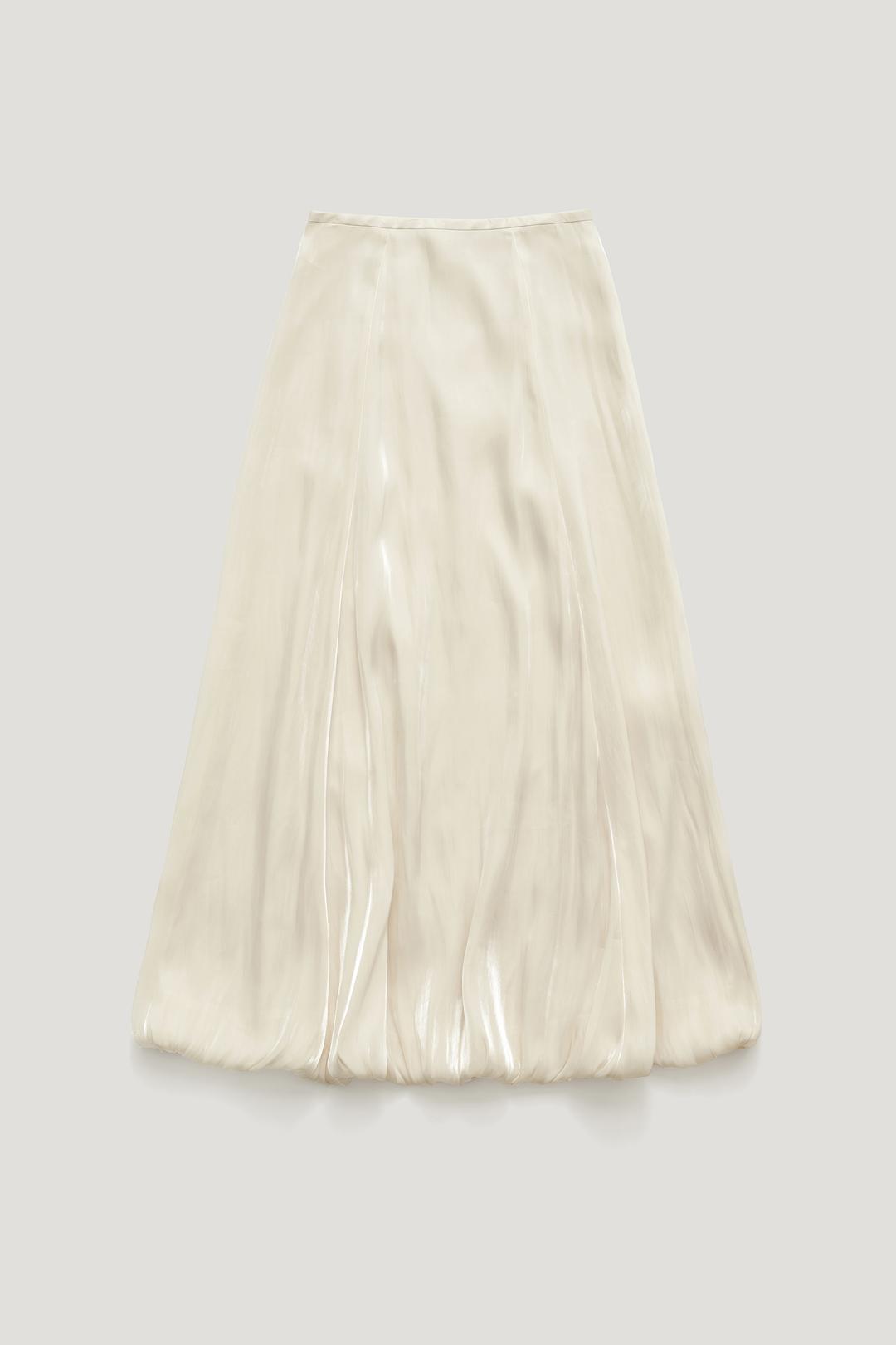 GLOSSY BUBBLE SKIRT_IVORY / ₩154,000