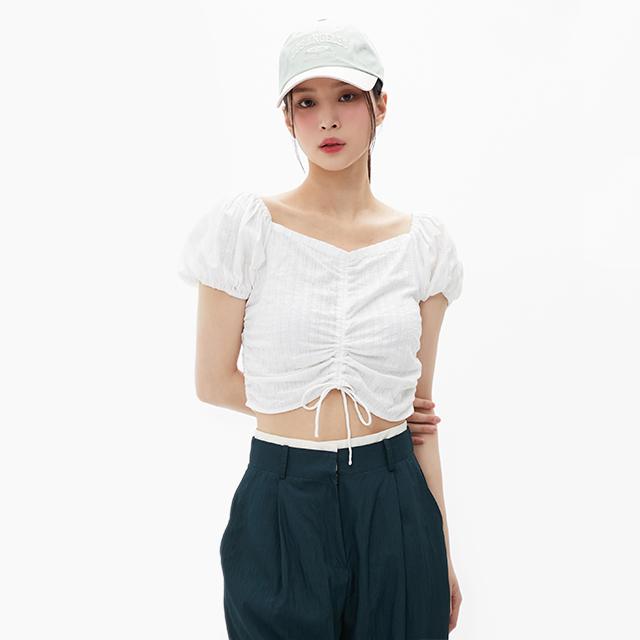 [연예인 착용/최저가보장💙] 앞 중심 셔링 크랍블라우스 AQ2WB573