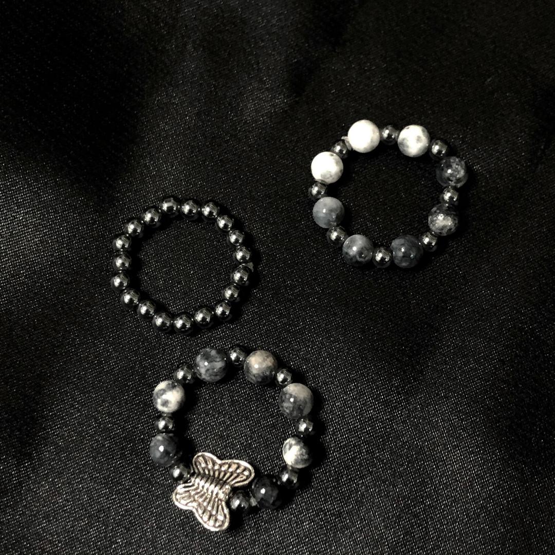 *dark oriental ring set*