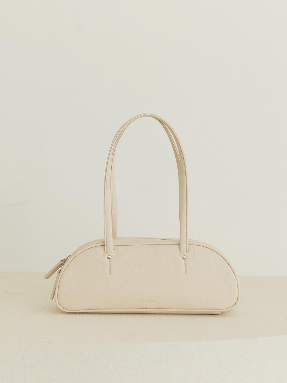 [pre-order] demi baguette bag - butter cream / 4월 초 순차 발송 예정