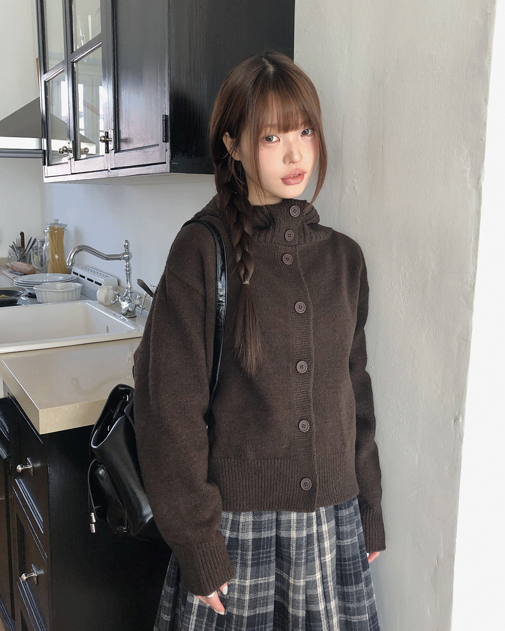 원더원더 [울함유🧶] 쿠안 후드 하이넥 버튼 단추 니트 가디건