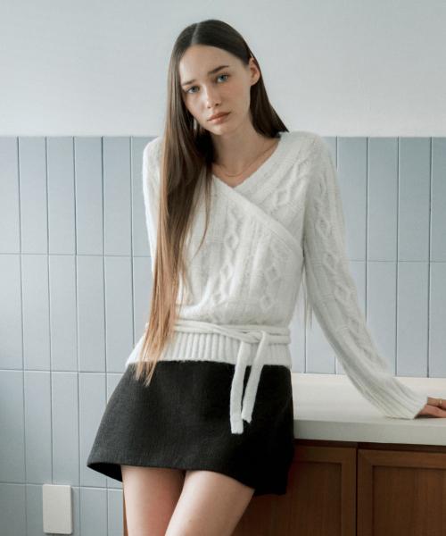 언발란스 케이블 랩 니트 탑 아이보리 MDKT114IVORY