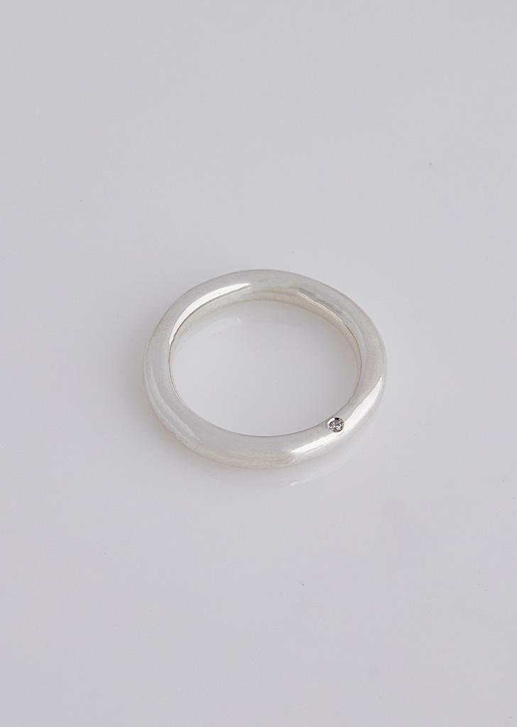 petite point curve ring