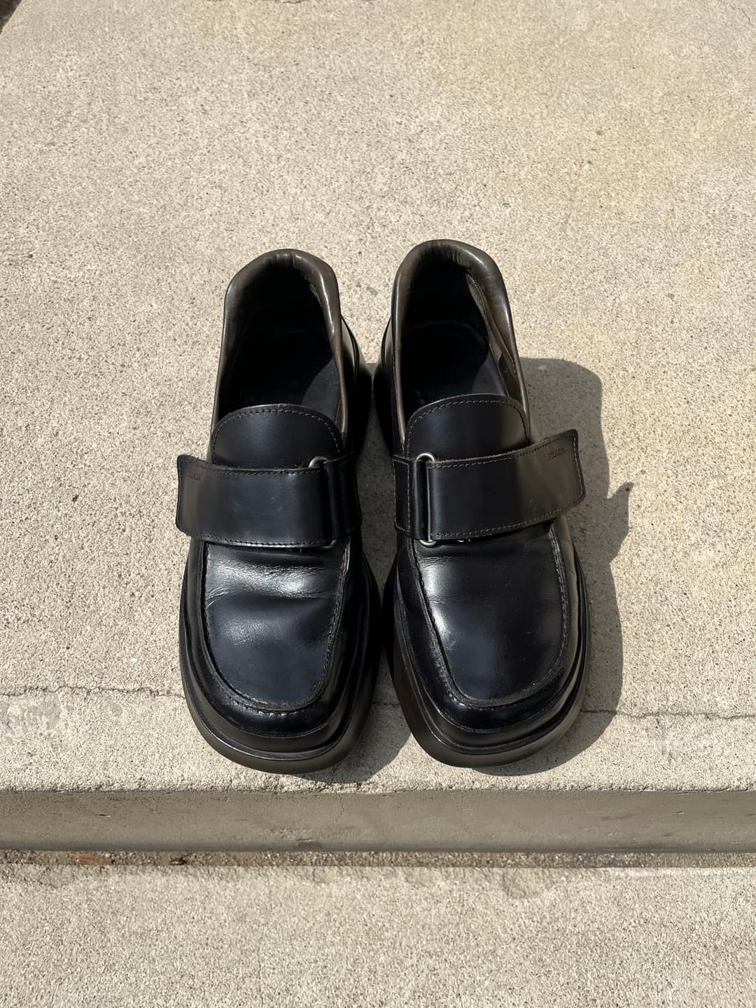 Prada leather loafer | 후루츠패밀리