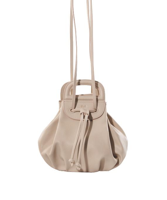 CAMIL BEIGE · 카밀 베이지