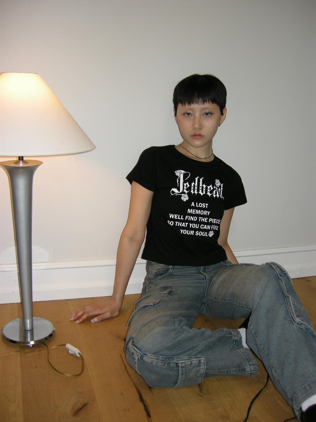 ROSE LOGO CROPPED TEE BLACK