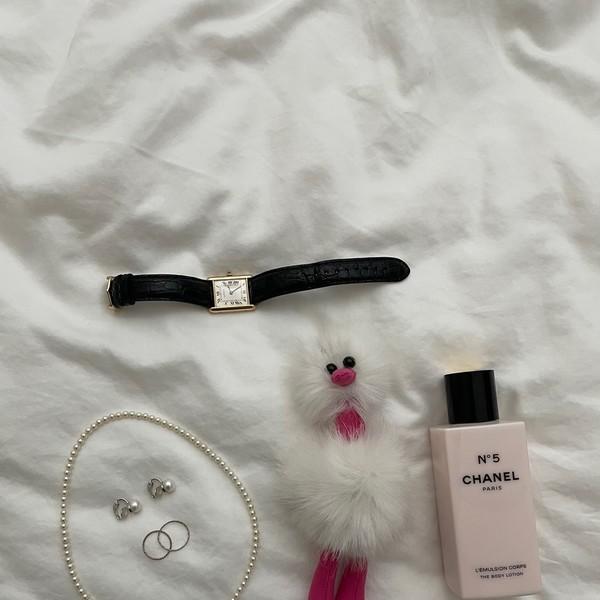 Baby Ostrich Pom-pom Key Ring.