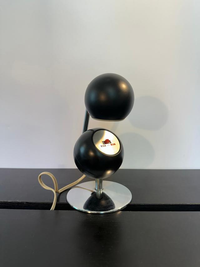 ORB EYEBALL Desk Table Lamp