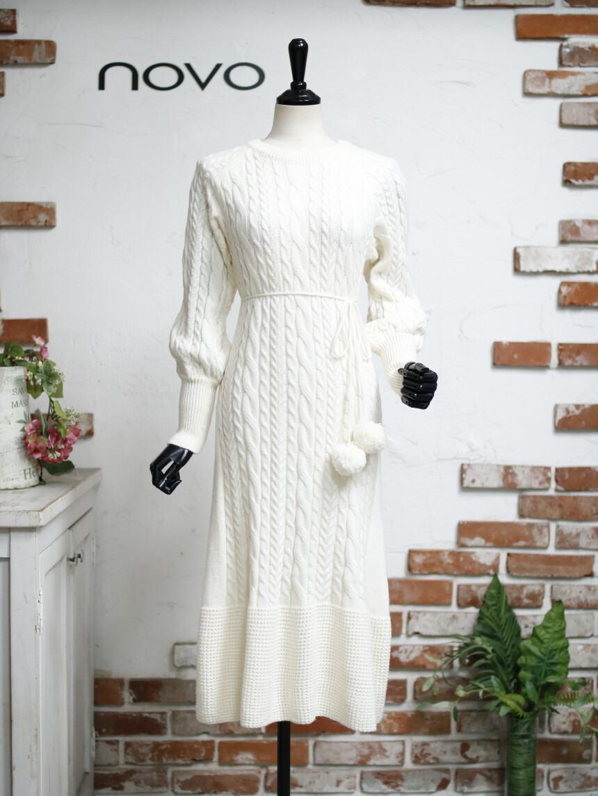 [노보] 퓨어 아이보리 꽈배기 퍼프 소매 방울 벨트 니트 원피스 NE1OP10501G3