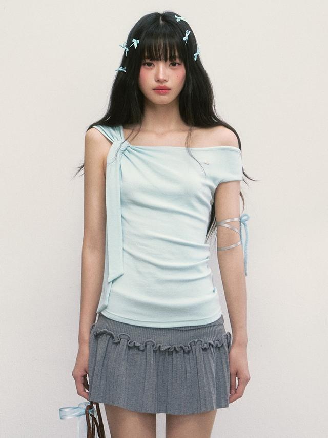 Weekendhub Strap Off-Shoulder Top