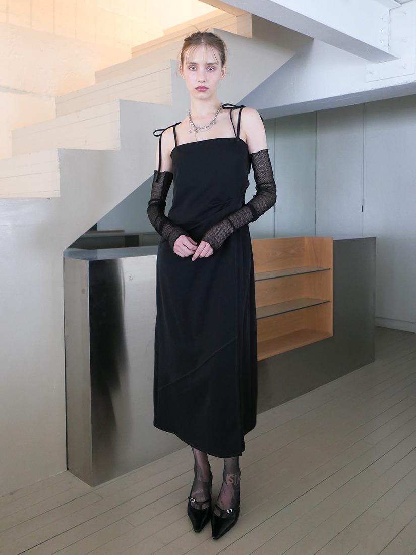 랩 터크 원피스_블랙