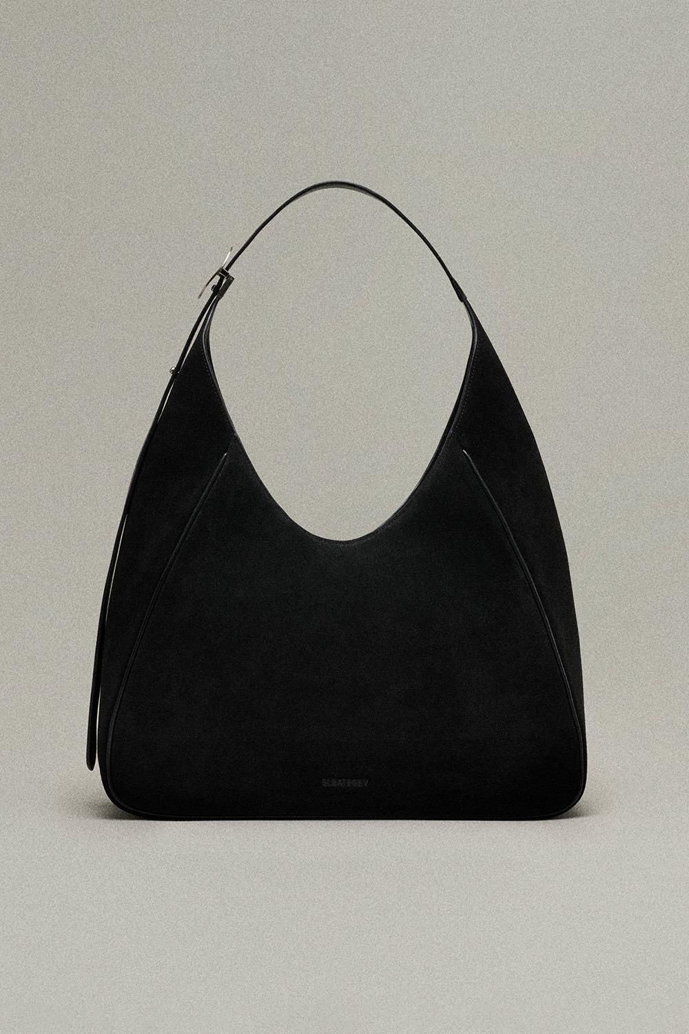 [9/6일 출고 예정] Plaque Hobo Bag Suede Black 플라크 호보백 스웨이드 블랙