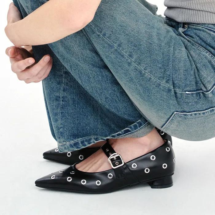 [2차 재입고] Eyelet Buckle Flat / Black