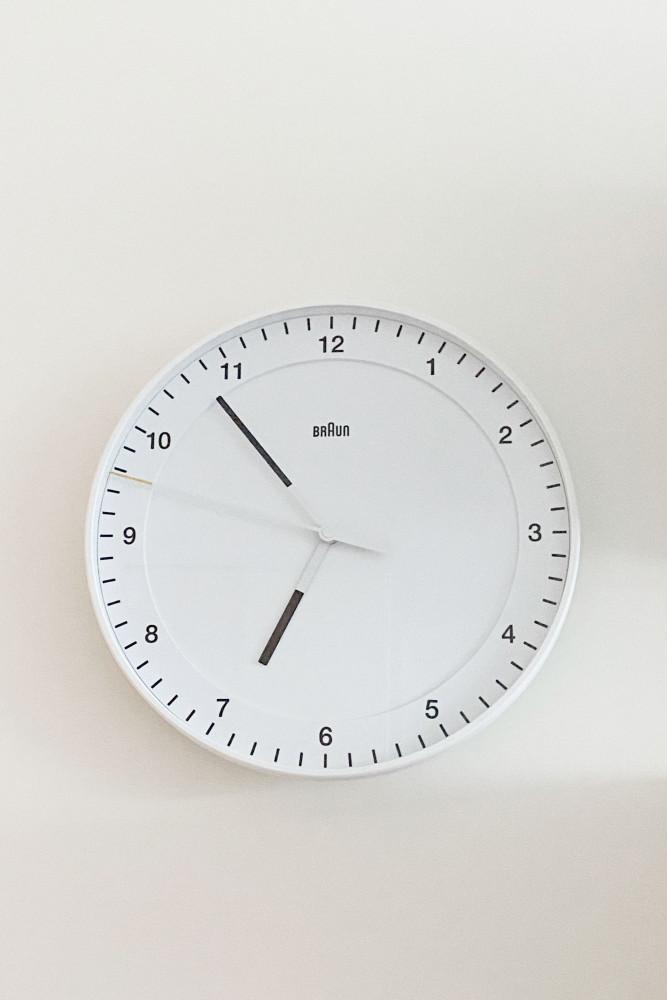 브라운벽시계 BC17W 30cm 화이트