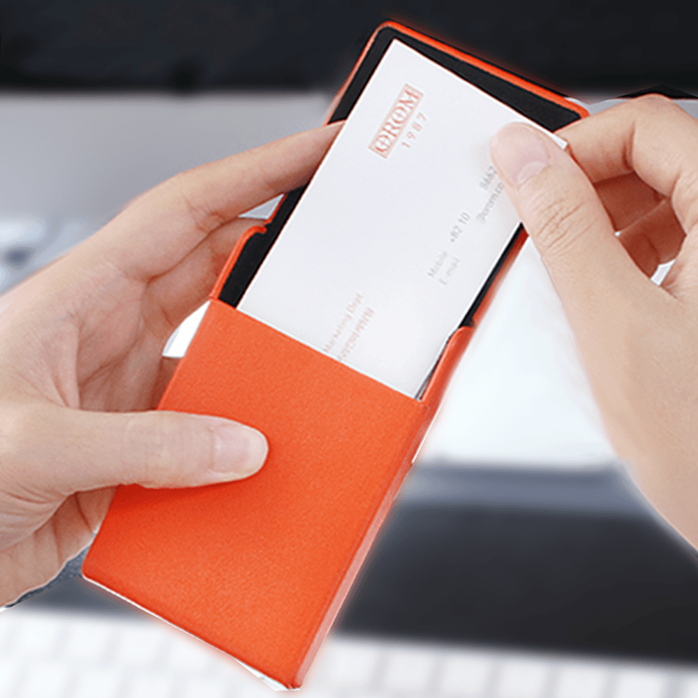 가죽 카드지갑 이니셜 각인 명함지갑 명함케이스 자석형 취업 남성 여성 이직 사회초년생 20대 30대 40대