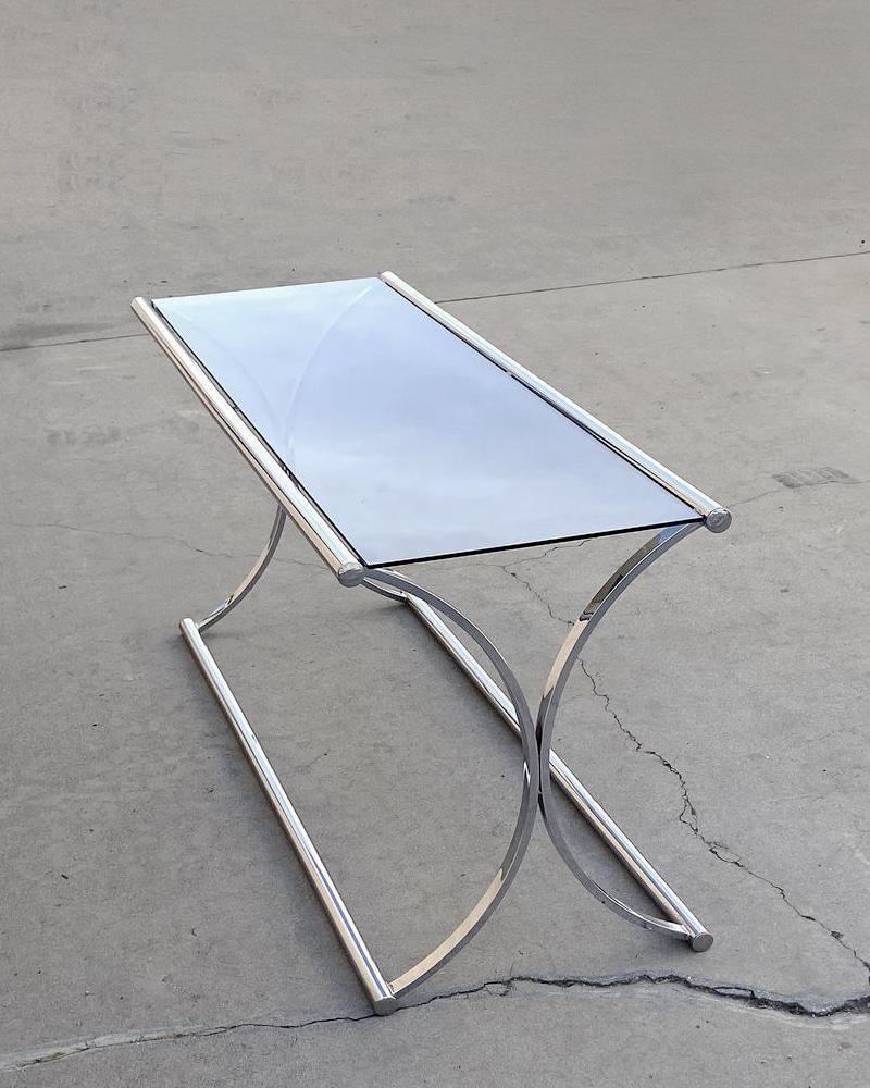 Flowing Furniture, tea table.01