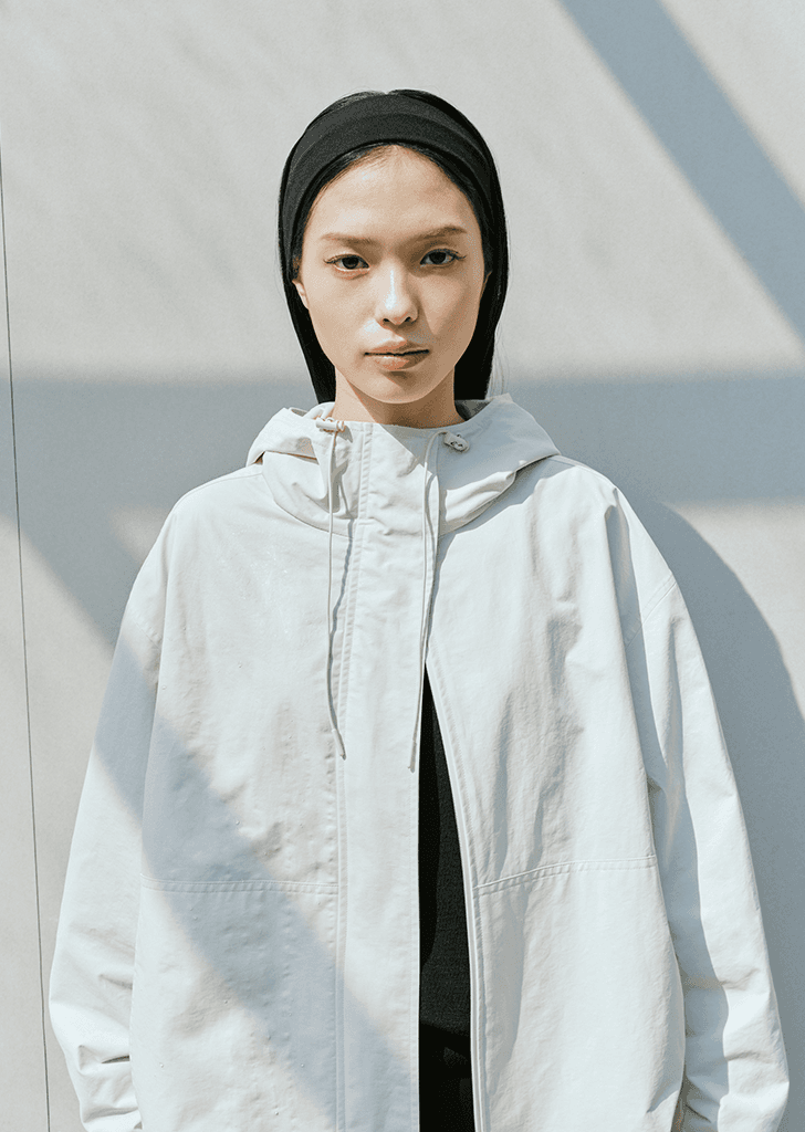 Loose rain jacket / Ivory