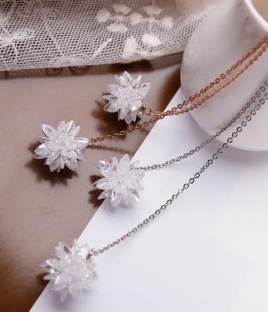 이런 상품 어때요? 줄리 써지컬스틸 귀걸이