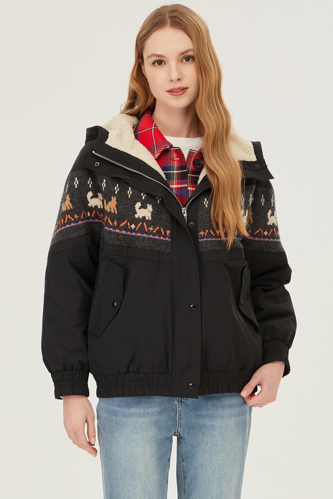 니트 배색 점퍼