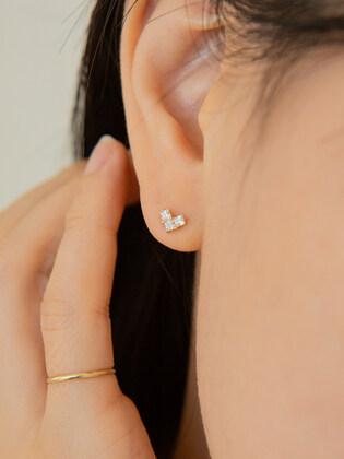 14k 엣지 4프롱 스퀘어 큐빅 하트 귀걸이 #L30