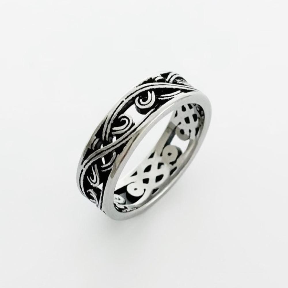 Clouding Antique Ring