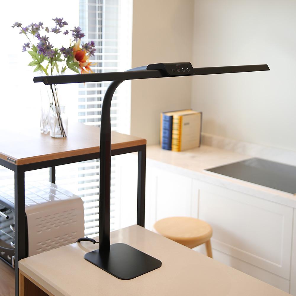 브로드윙K 베이스 LED 와이드 스탠드LSP-9000 책상 조명