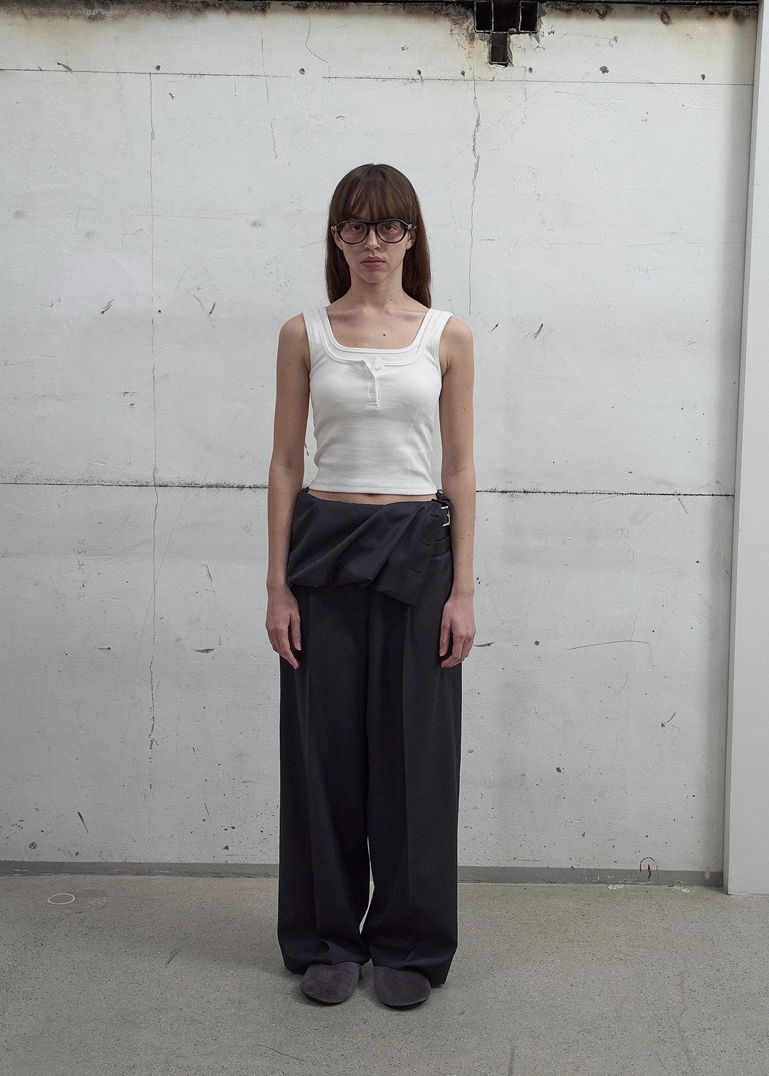 DOUBLE LAYERED TANK TOP (WHITE)