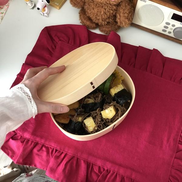 프릴 테이블 매트 (Majenta)