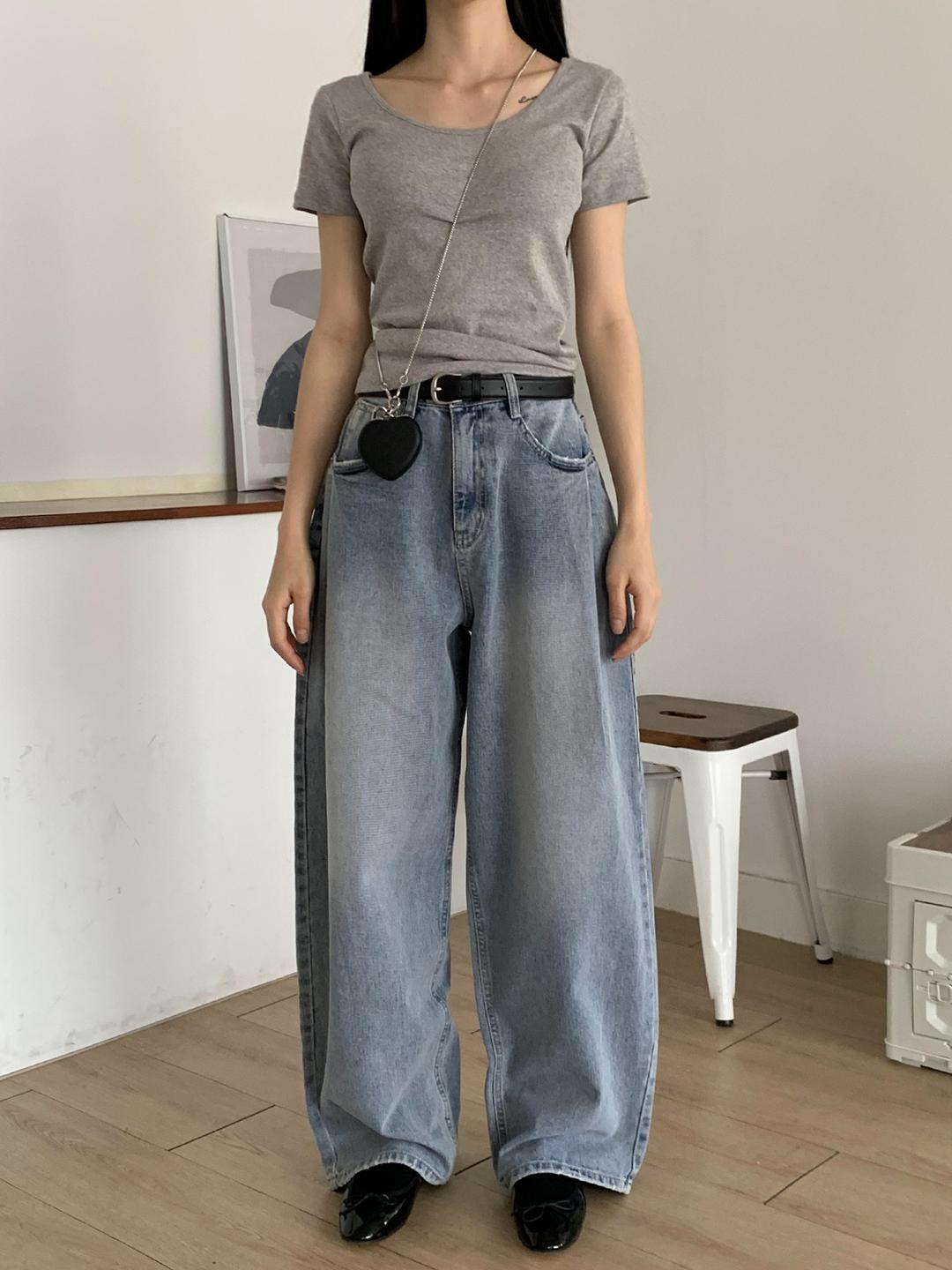 논페이드 핀턱 와이드 데님 팬츠