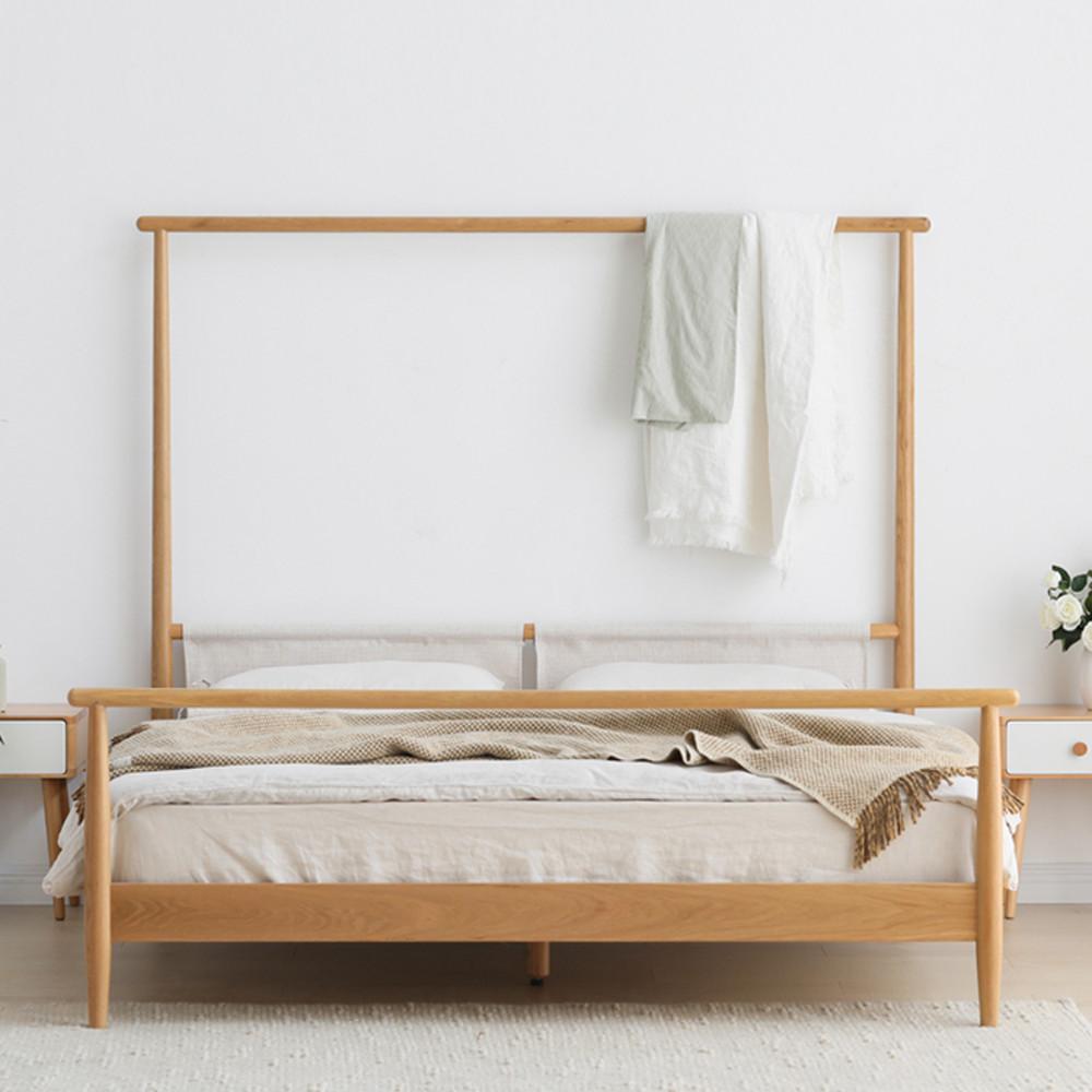 예스우드 프라하 스위트룸 캐노피 오크 원목 침대 호텔 스타일 홈캉스 내추럴 우드 베드