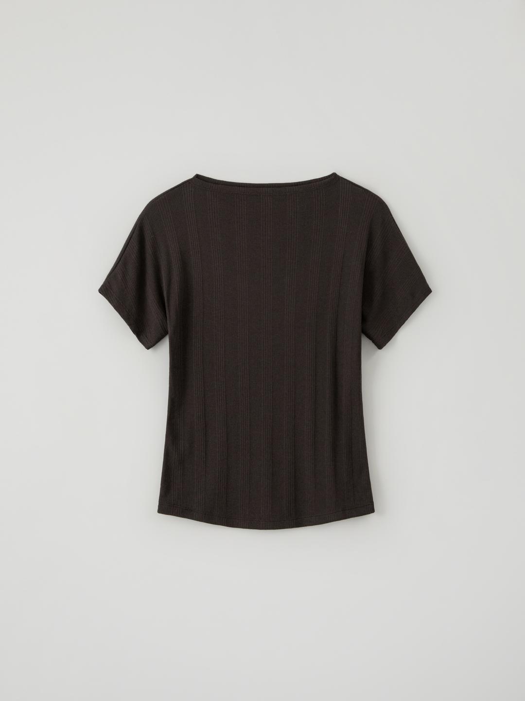 Ribbed Half Neck Slim Tee(Brown)