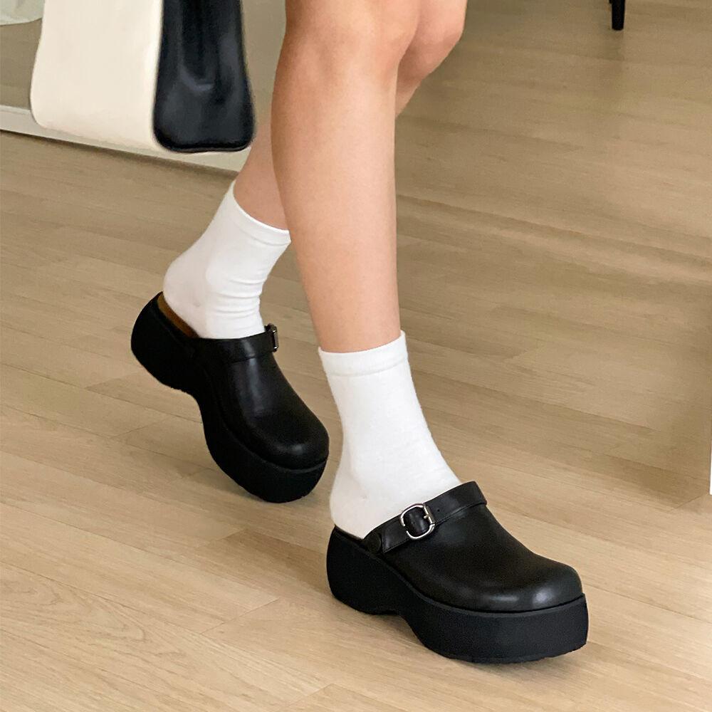 IS_221325 Matte 2WAY Buckle Clog  (BLACK)