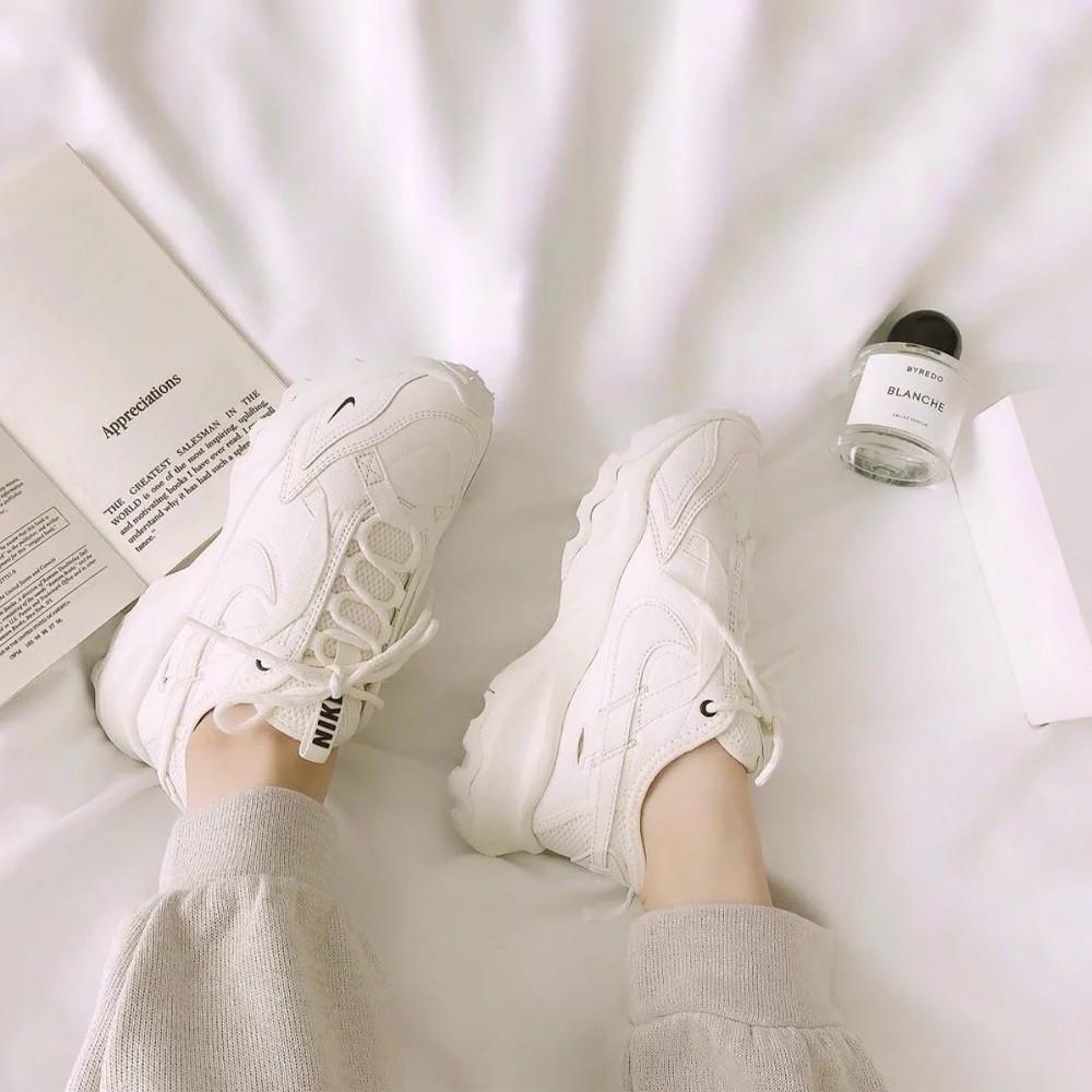 [국내매장정식]  나이키 우먼스 TC7900