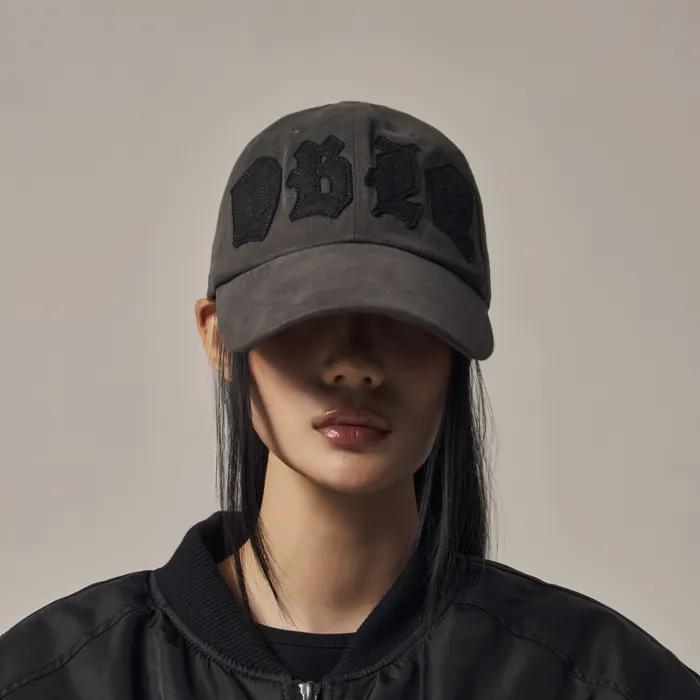 Oblique Sector Maxi Cap Charcoal