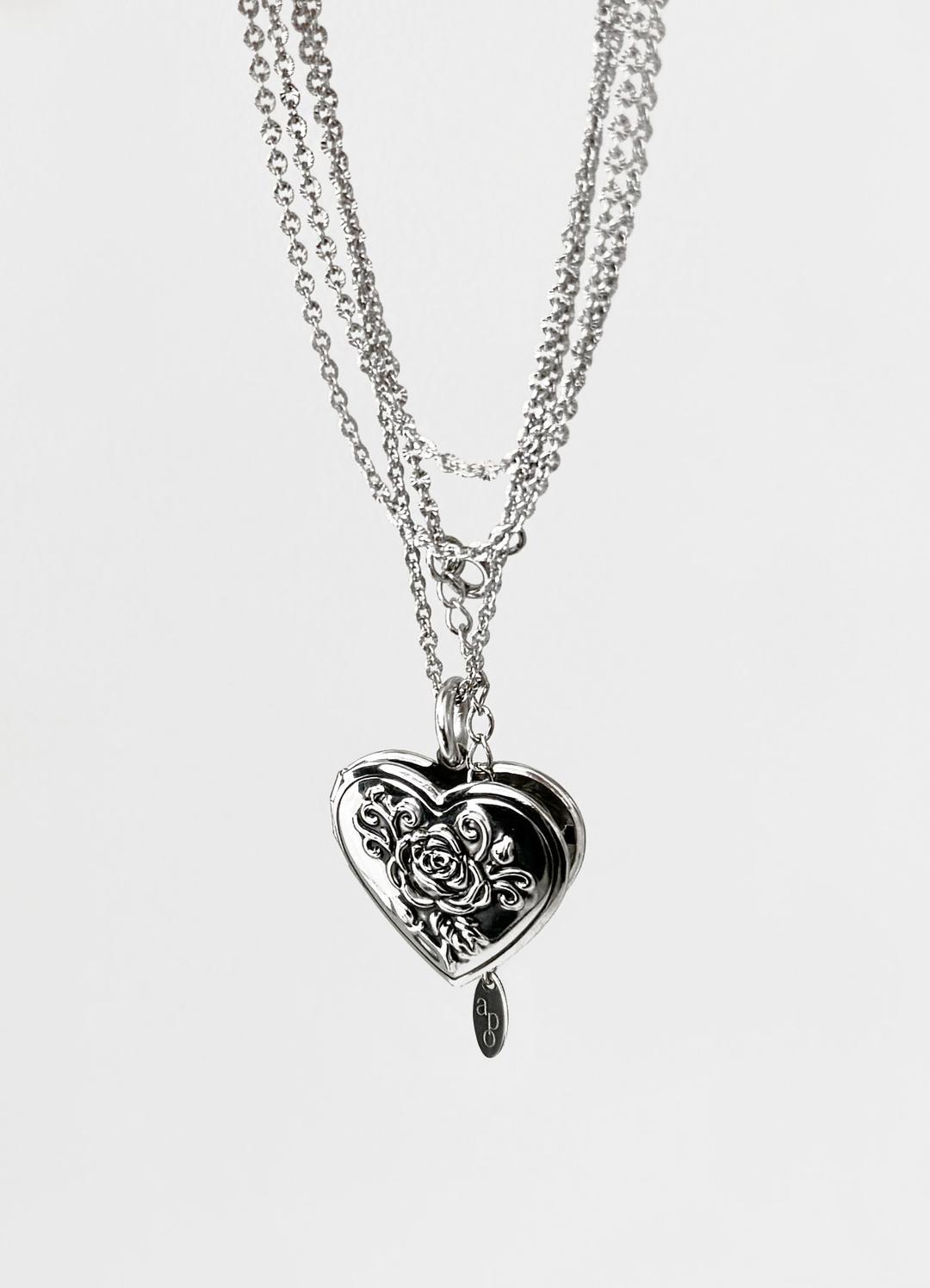 Rose Locket Pendant Long N.