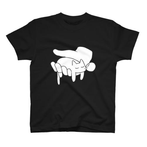 手の上に猫が乗っている スタンダードTシャツ