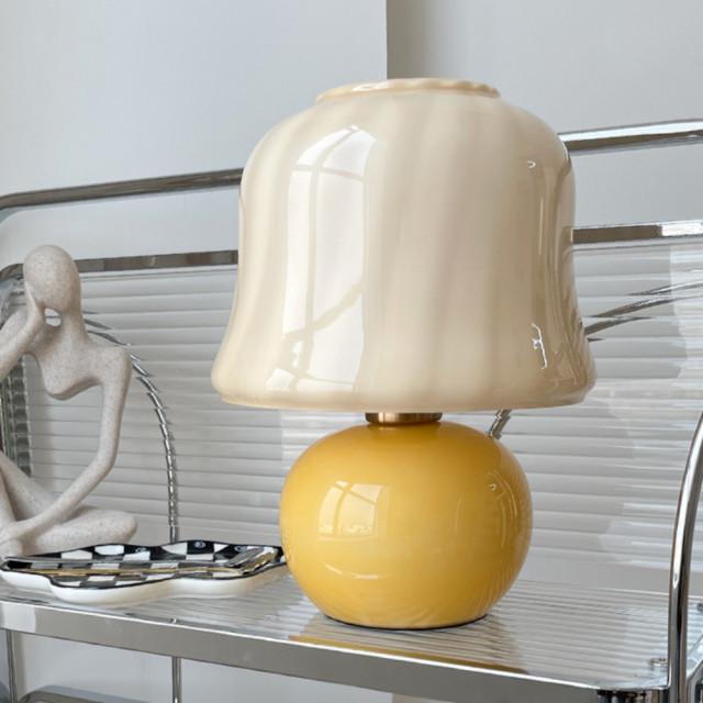 옐로우 글라스 머쉬룸 단스탠드 미드센츄리 조명