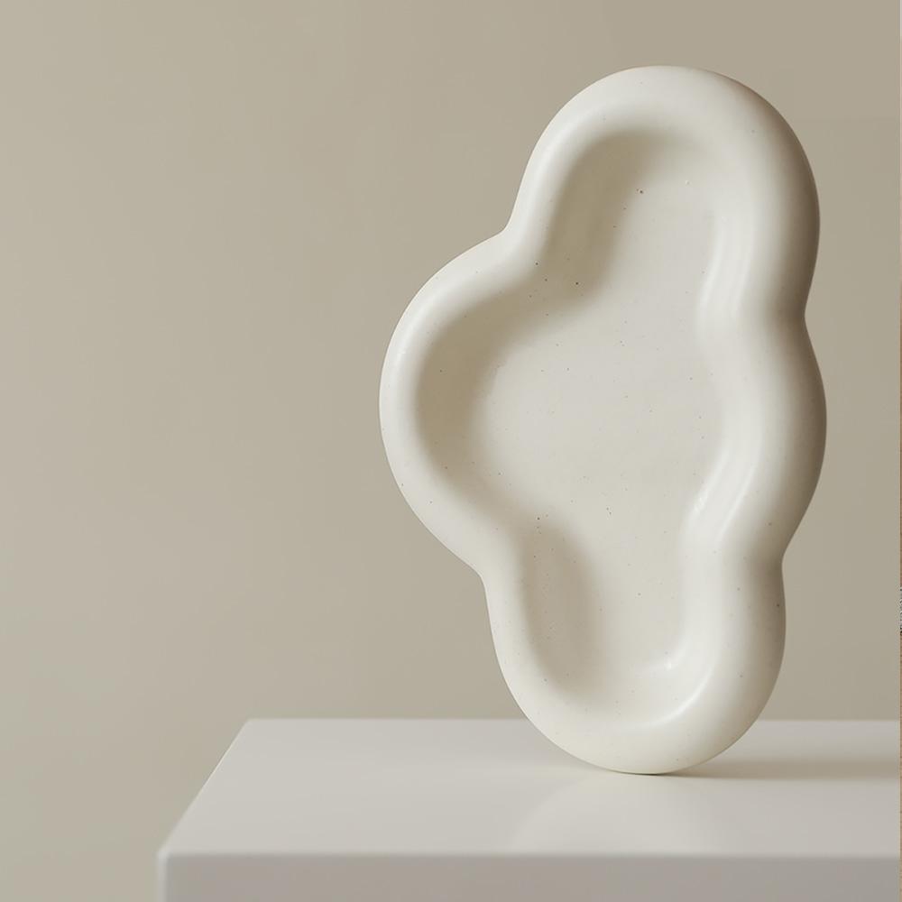 뭉툭 뭉뚝 구름 접시