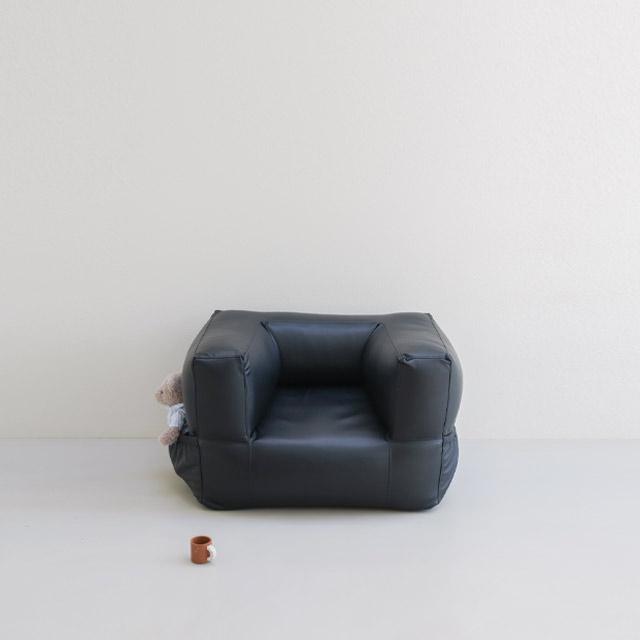 Templeton Sofa (black)