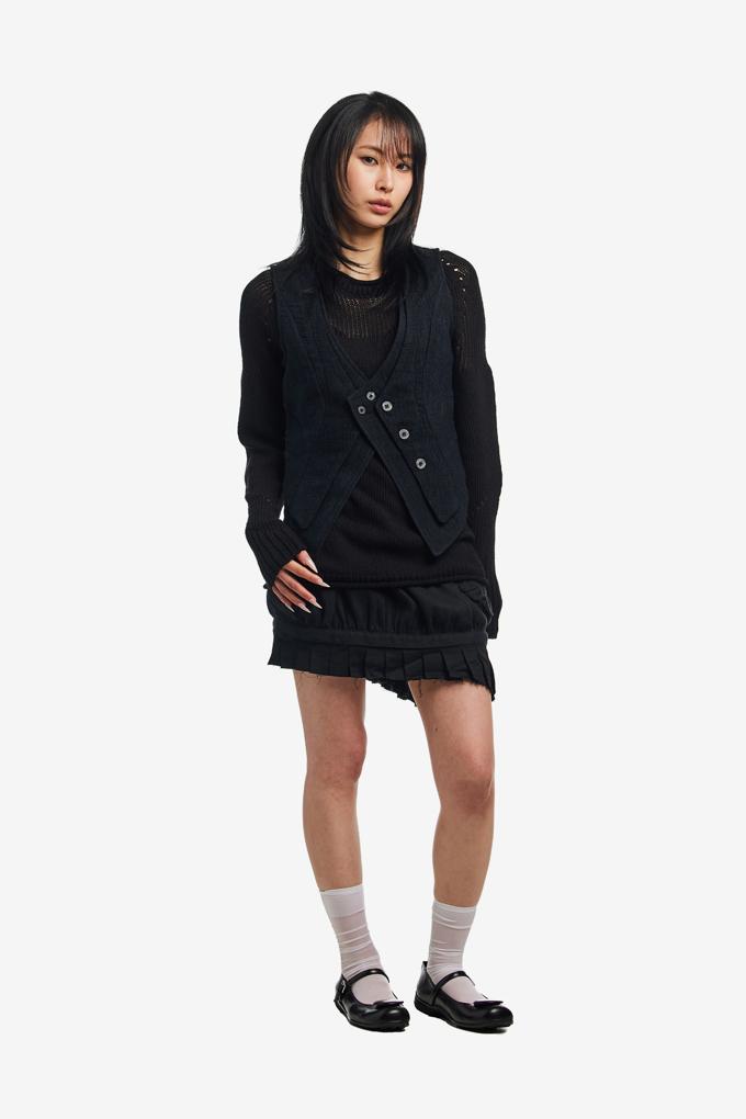 OVERLAP LAYERED VEST