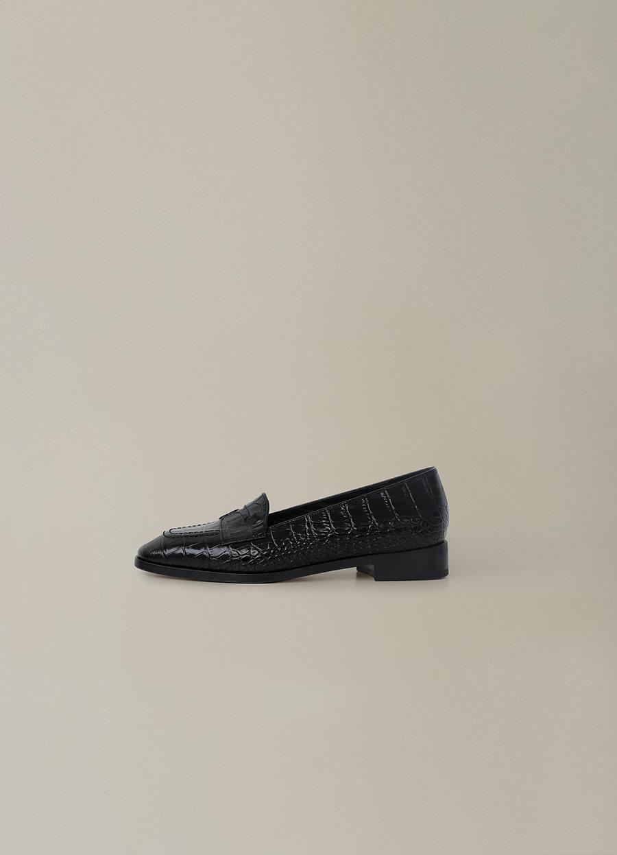 Tilda croco loafers (Black)