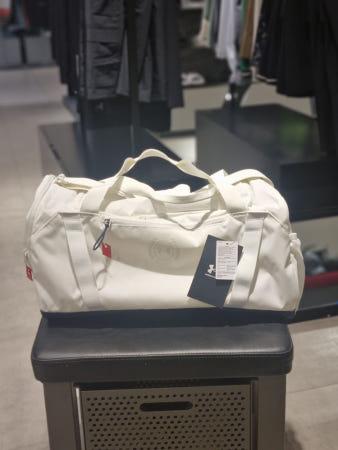 이런 상품 어때요? [언더아머] 남여공용 UA 언디나이어블 시그니처 더플백 1376453 [3컬러]