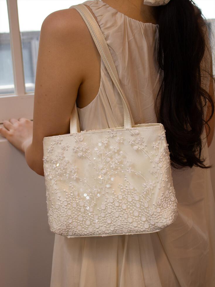 Gioia Shoulder bag (Ivory flower)