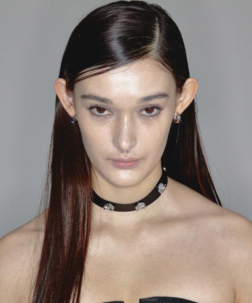 Angelic compact leather choker