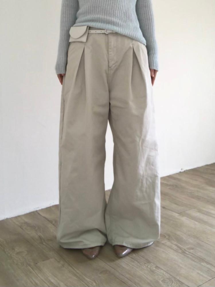 베이지 이든 핀턱 와이드 코튼 팬츠