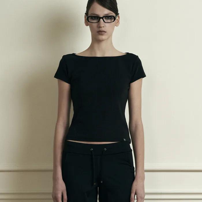 PLAIN BOAT NECK SHORT SLEEVE BLACK