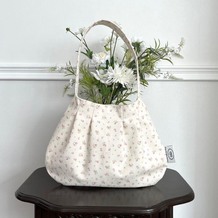 pumpkin bag flower-ivory