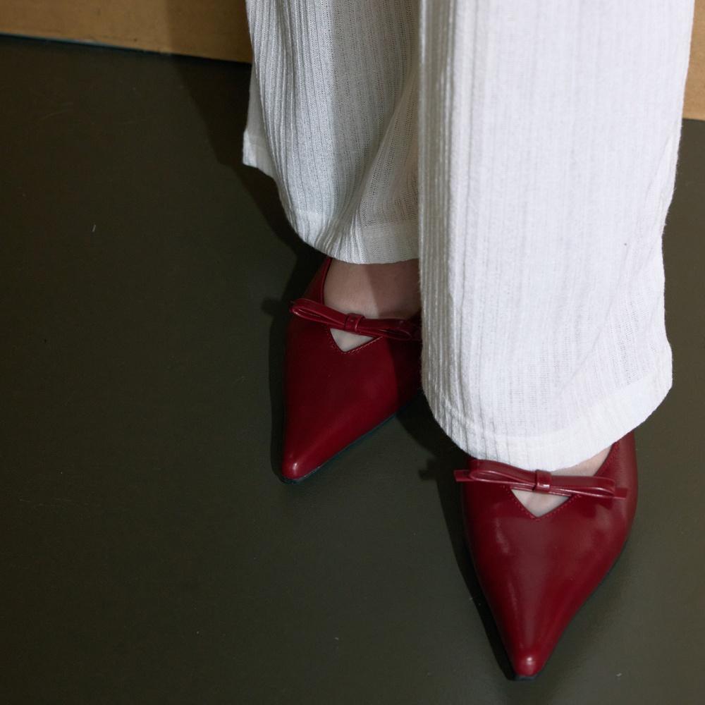 [29CM 단독][엘리] 레드 포인트 리본 펌프스 (JLSO4F133R2)