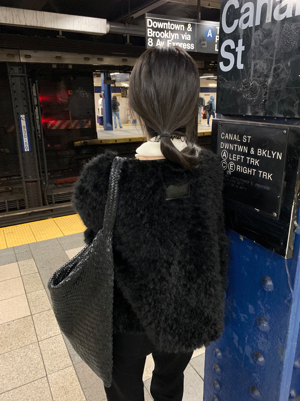 [ONLY FLILY] Black_Avenue Fur Jacket